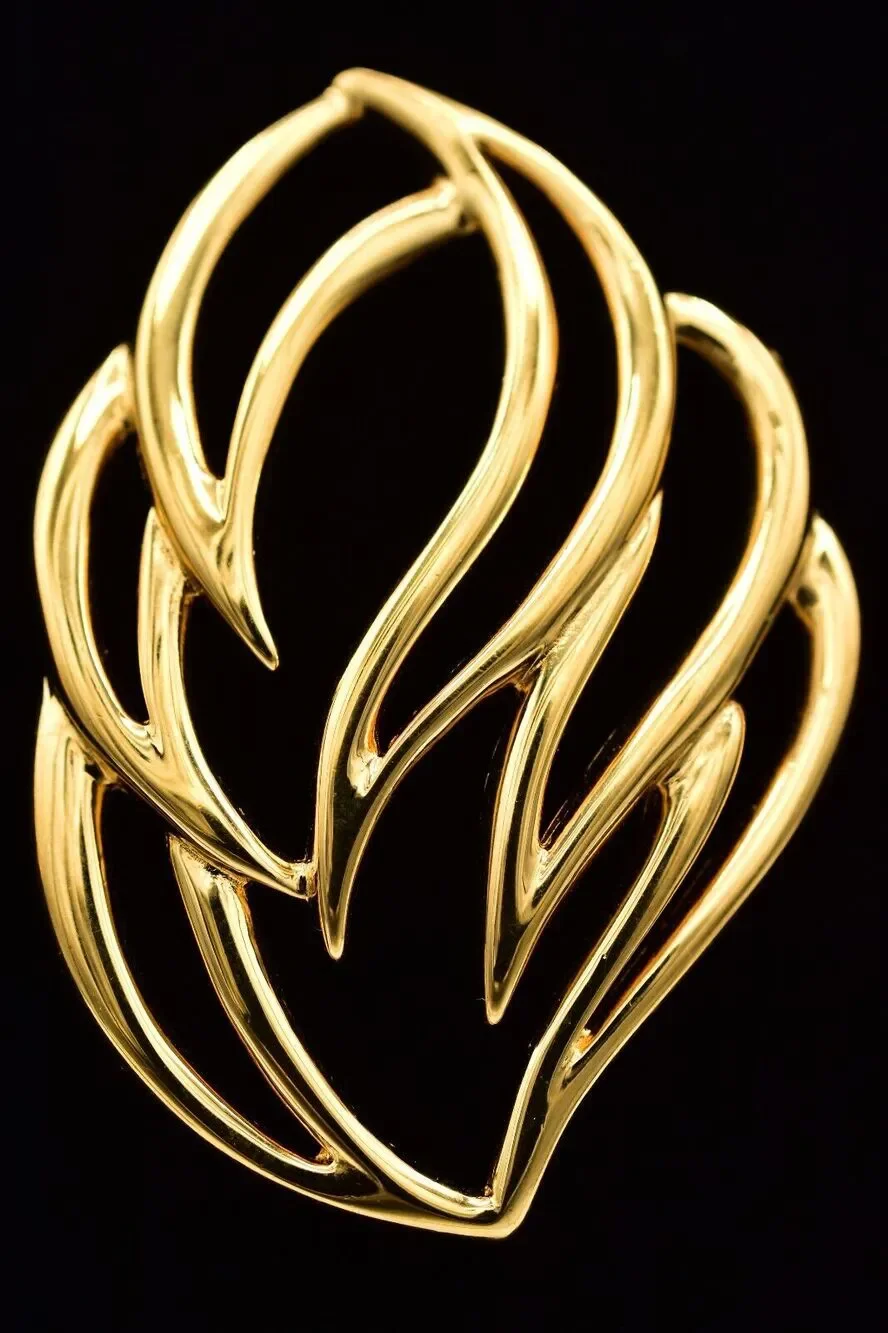 Monet Vintage Leaf Pin Brooch Gold Tone Abstract Chunky Fall Signed 1970s BinBG